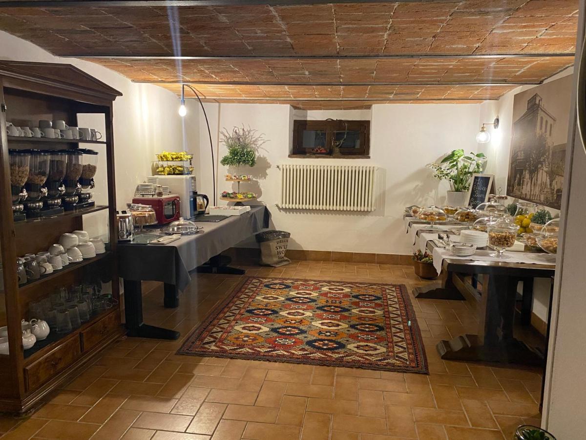 B&B Stazione Don Camillo 브레셀로 외부 사진